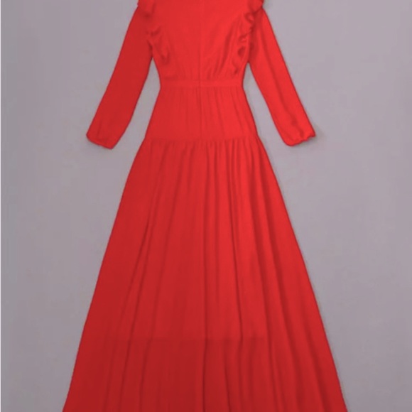 Red maxi. S, M, and L available - Picture 5 of 9